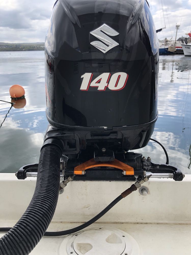 Suzuki DF140. На 400 часа.