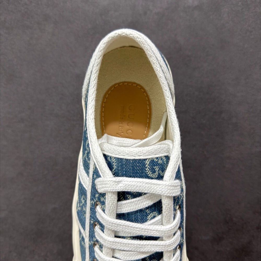 Gucci sneakers 39 номер