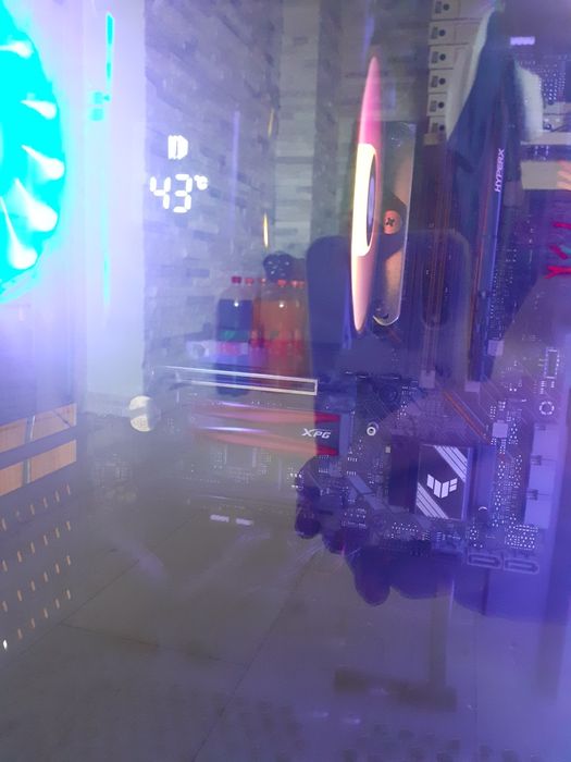 Vând PC impecabil