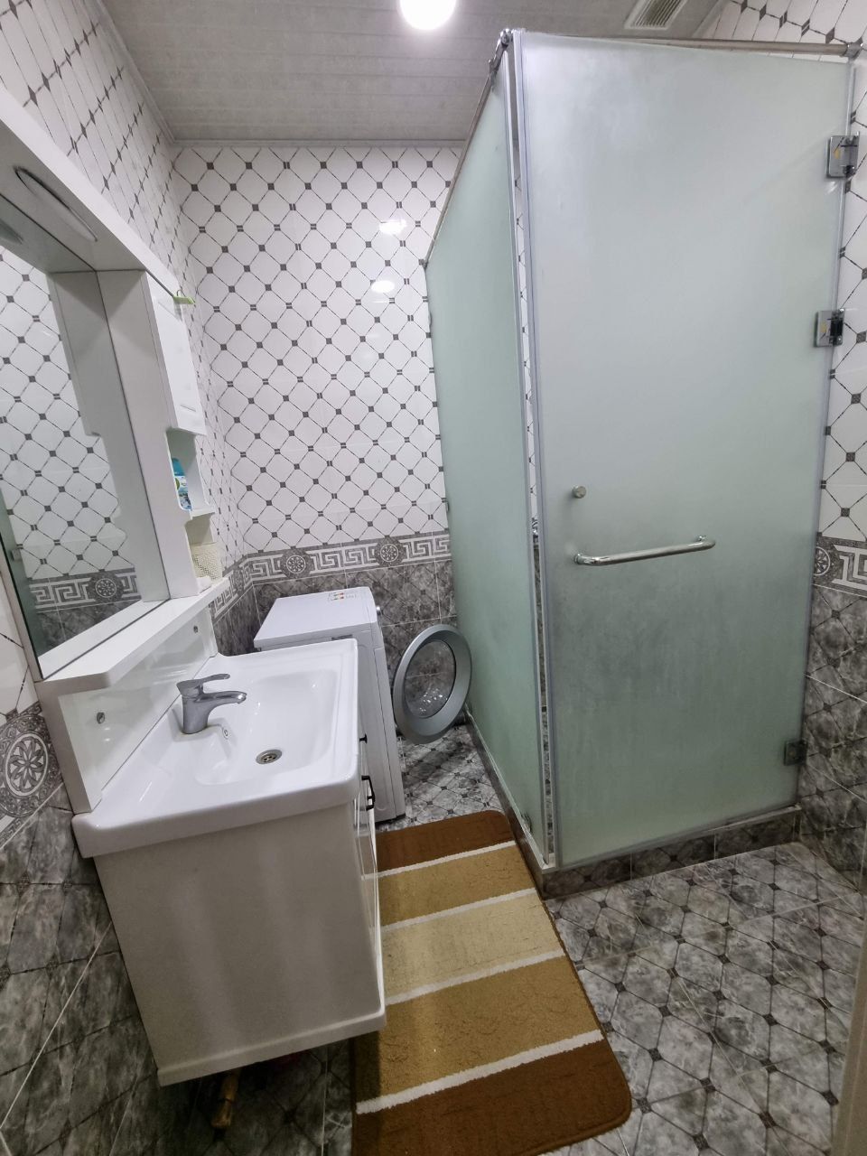 2 хонали кв ижарага берилади