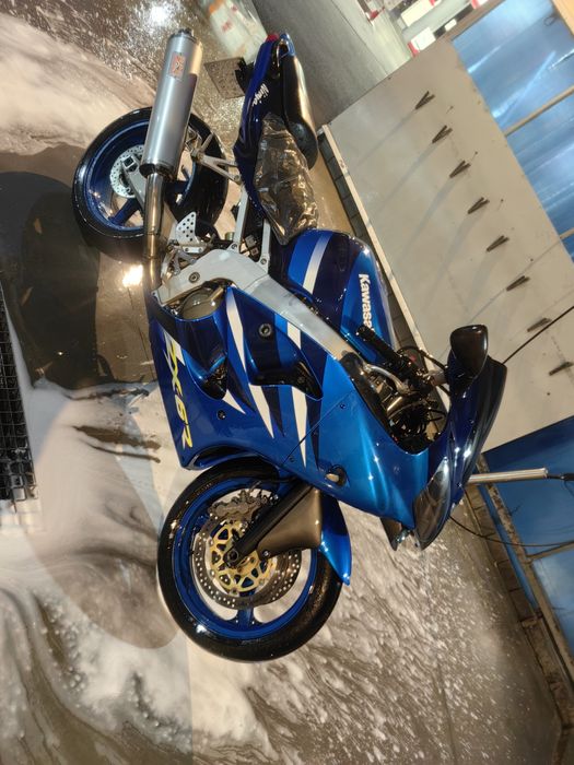 Продавам Kawasaki zx6r