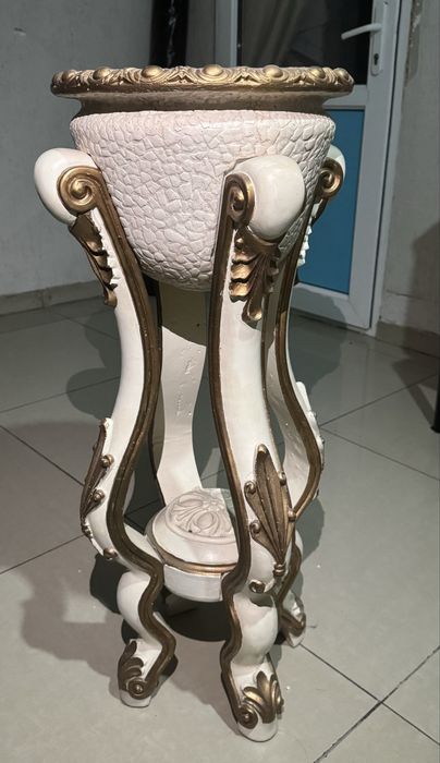 Подставка для цветов