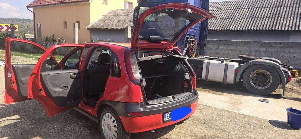 Vând Opel corsa C