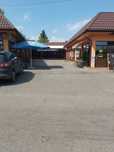 Spații comerciale de închiriat