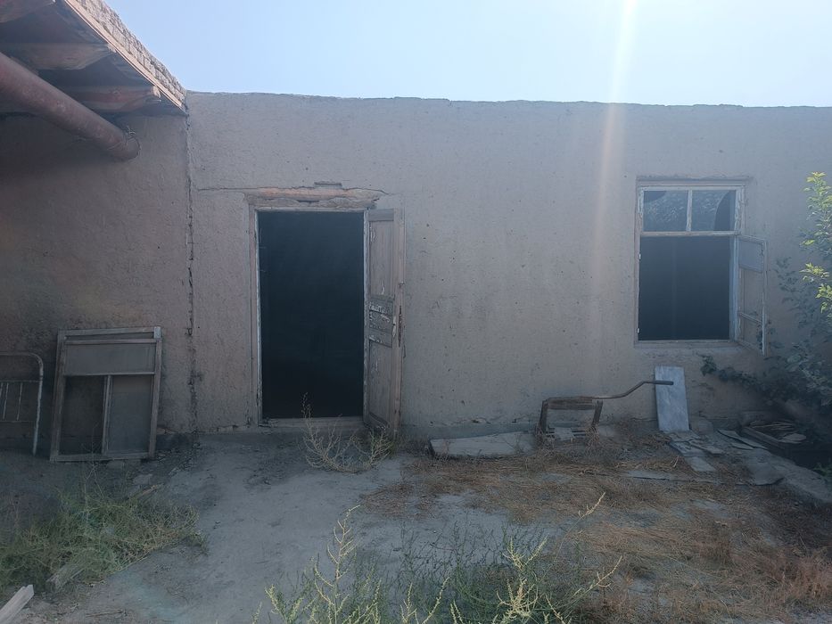 6 сотихли Учаска сотилади