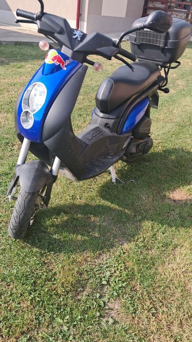 Vând scuter peugeot 2t 50cc