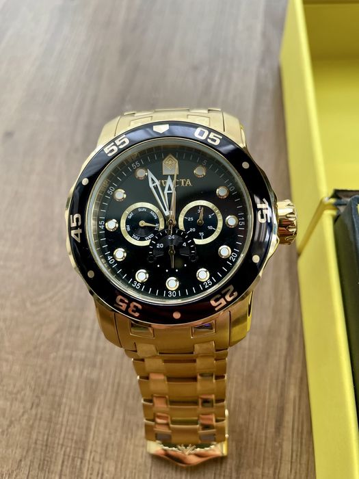 Мъжки стилен часовник Invicta Chronograph