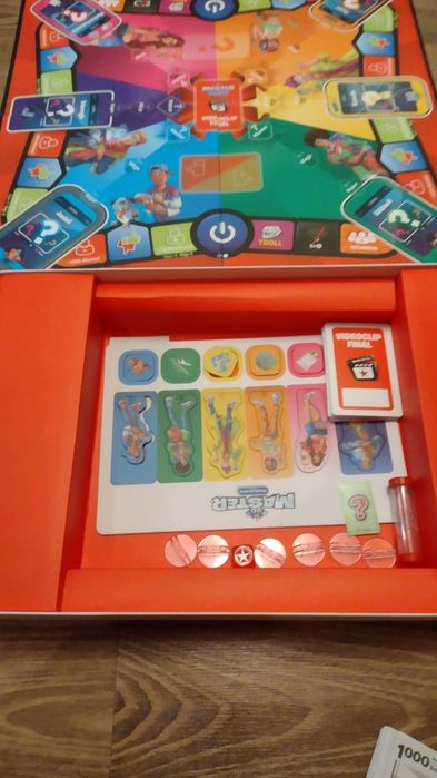 Joc de societate Master YouTubers