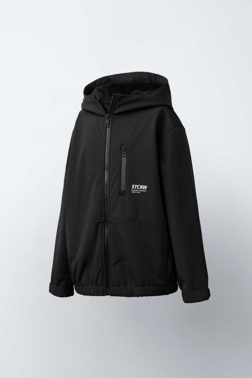 ZARA куртка непромокаемая на мальчика