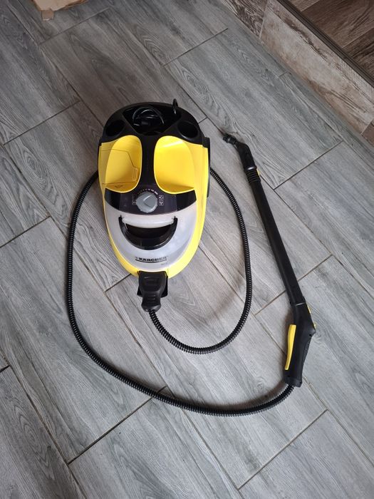 Aparat de curățat cu aburi