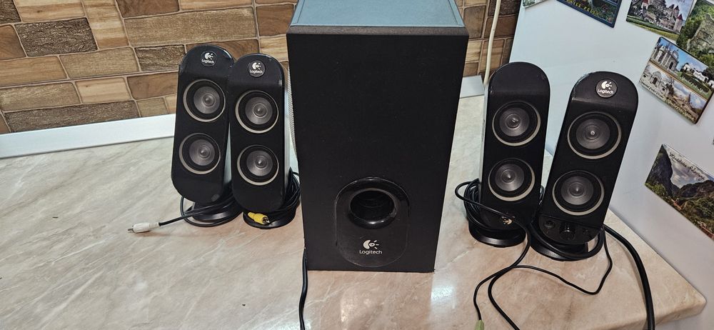 Sistem Logitech  Logitech