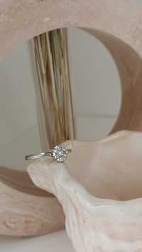 Кольцо с бриллиантами Brilliant uzuk