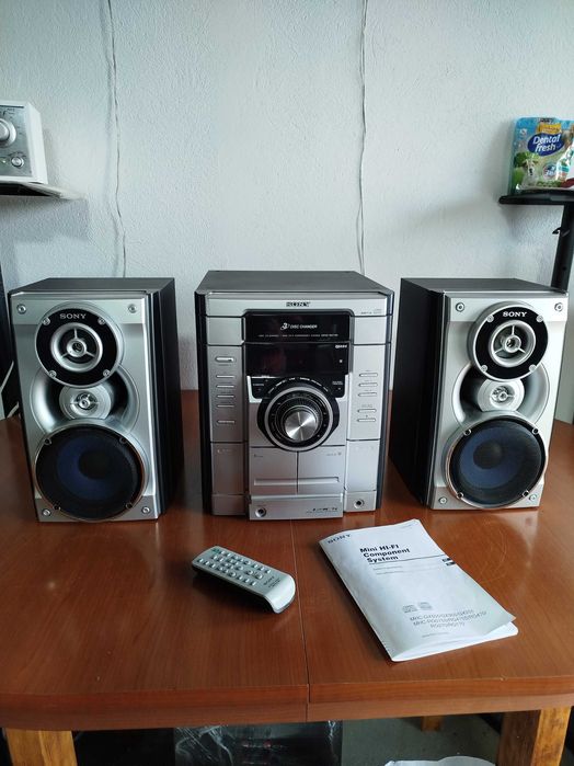 Superba combina muzicala marca Sony model: HCD-RG170 in stare perfecta