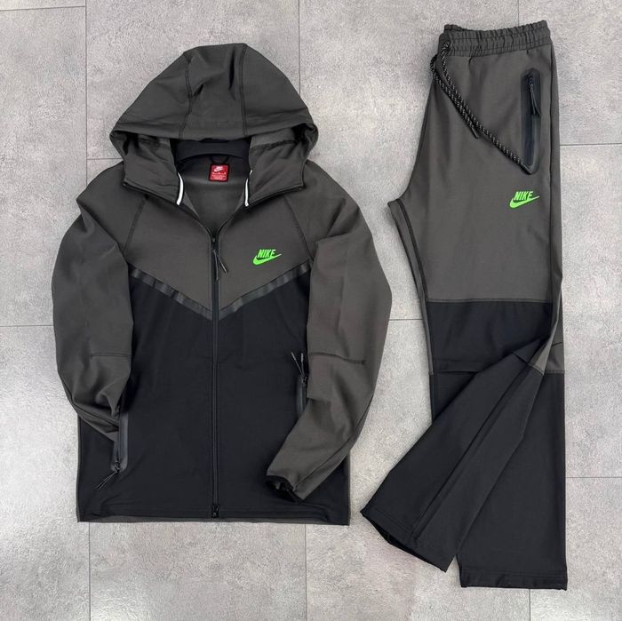 Мъжки екипи Nike Sportswear "Tech" в 5 цвята