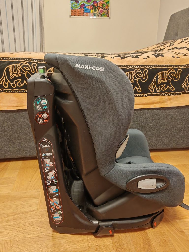 Maxi Cosi Axiss Authegraph столче за кола