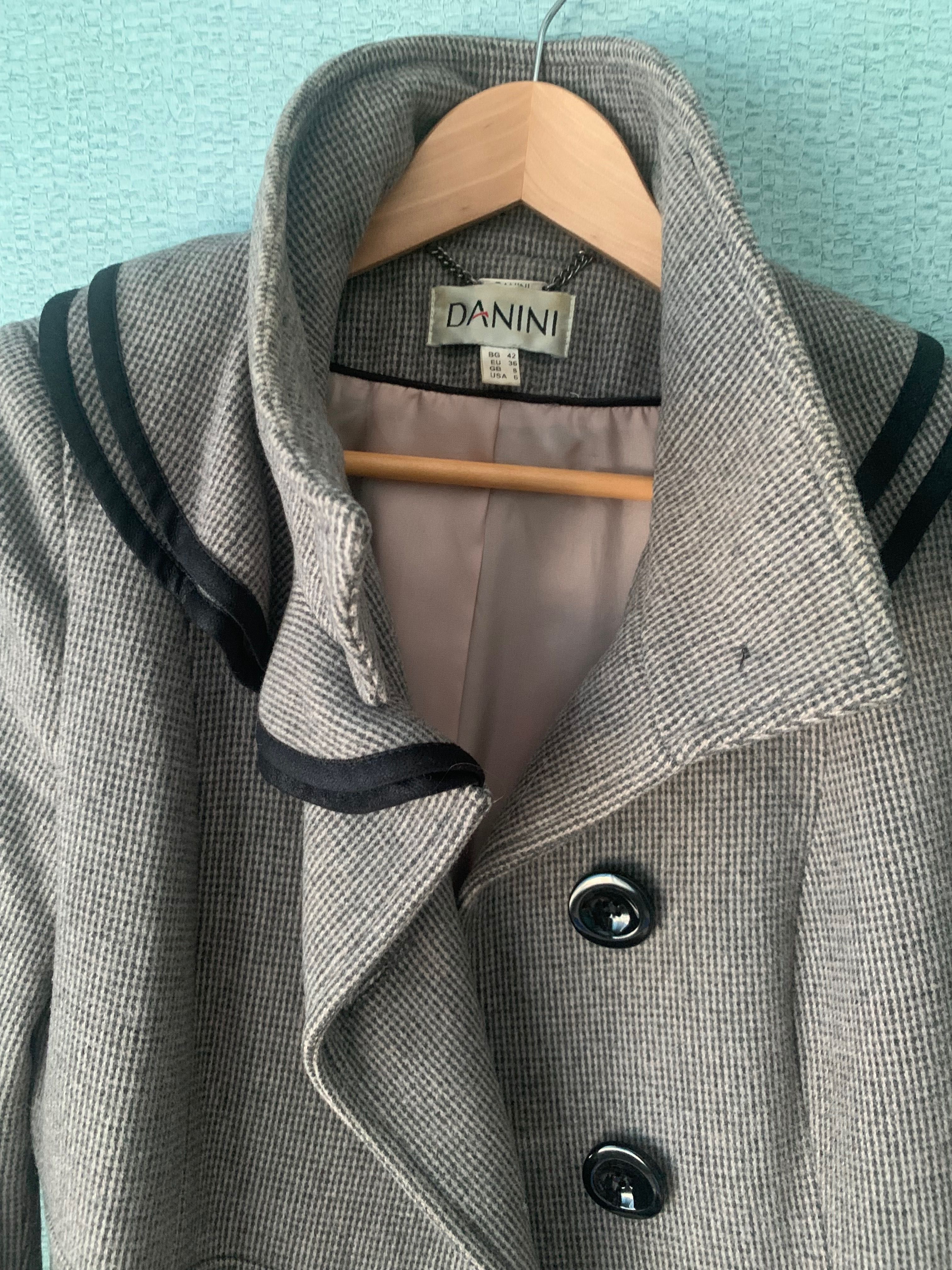 Дамско палто Danini