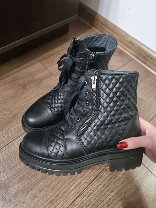 Дамски боти и обувки