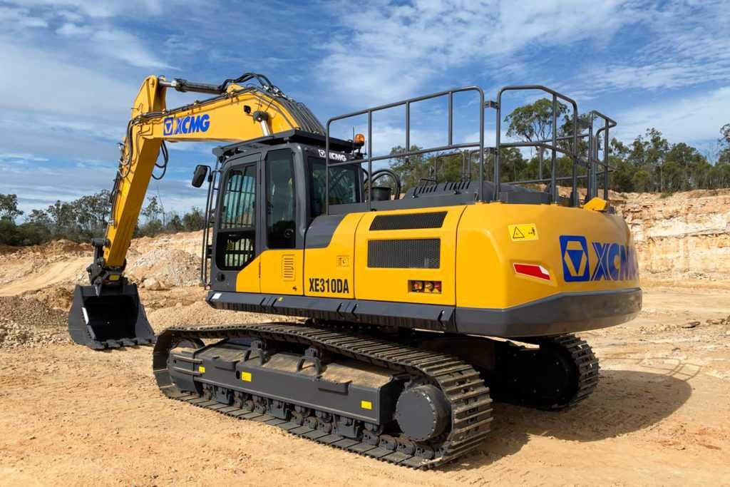 Гусеничный экскаватор UZXCMG XE310DA Куб 1,6 Длина стрелы 10,1 м