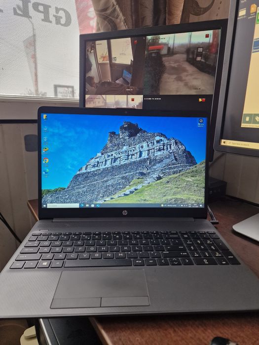 Leptop hp 255 G8 impecabil