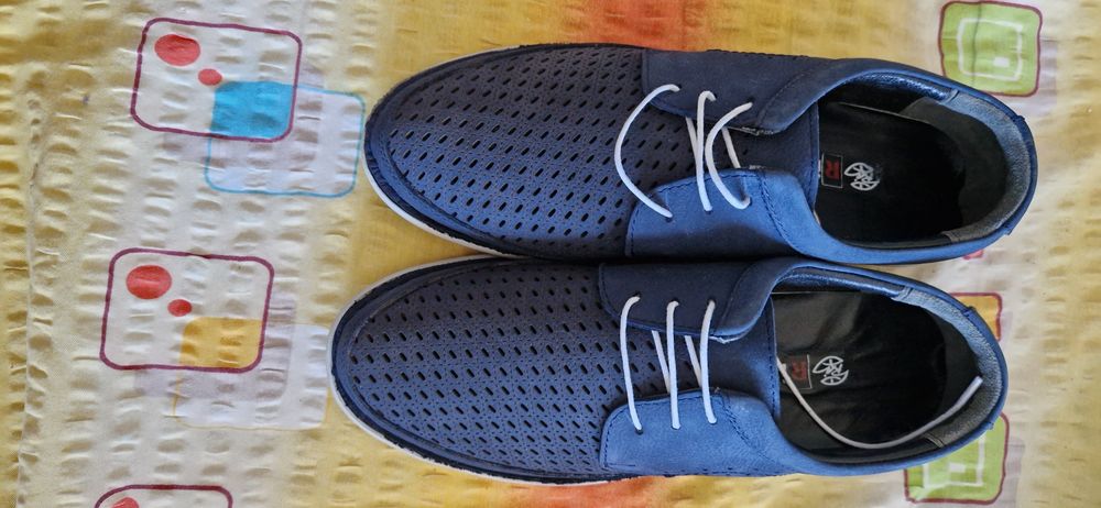 Pantofi din piele eleganti si comozi nr.42