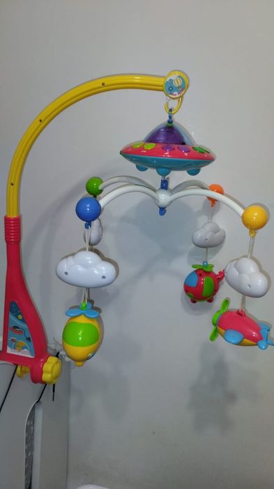 Продам мобиль в кроватку