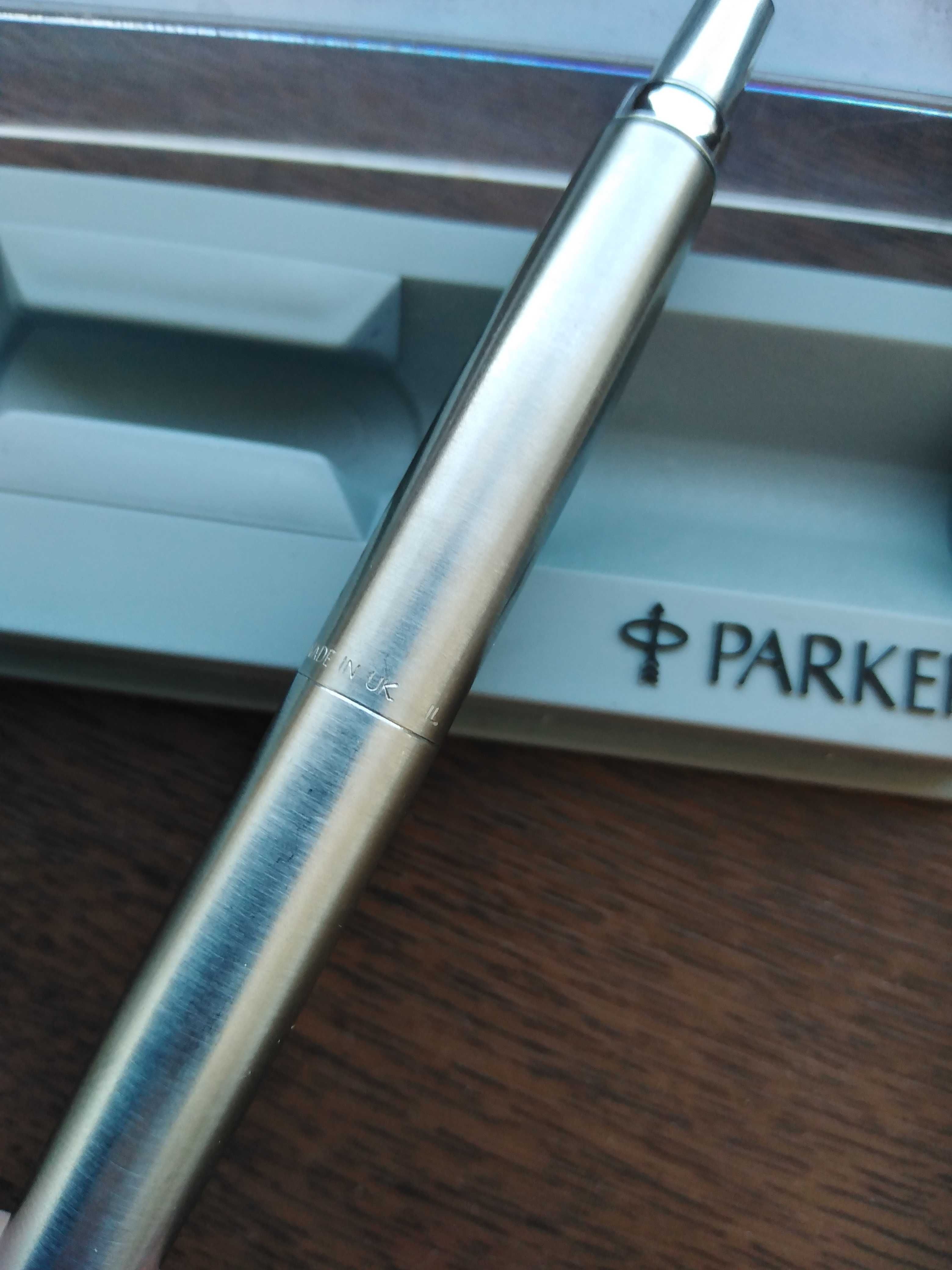Pix Parker personalizat