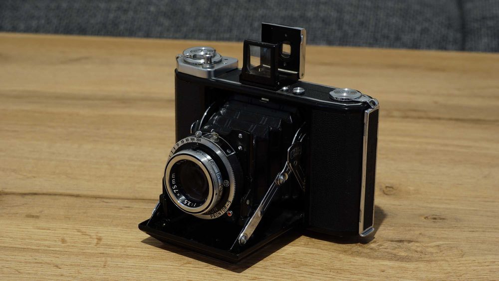Aparat foto pe film Carl Zeiss Ikon 75mm F/3.5 - format mediu