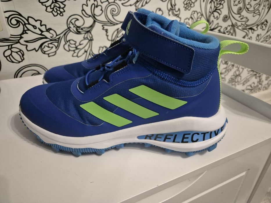 Adidas зимни обувки