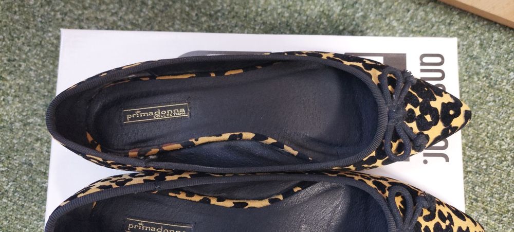 Pantofi animal print