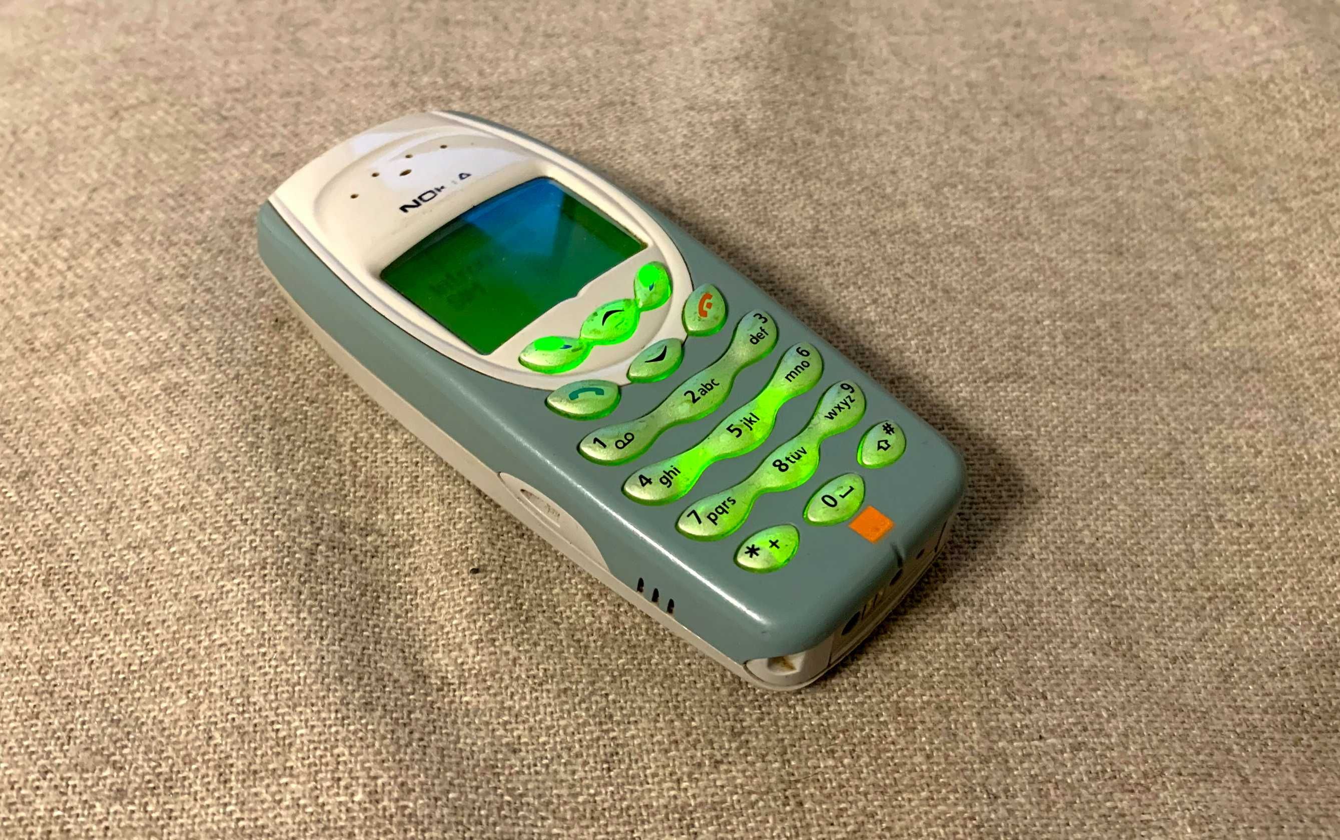 Telefon Mobil Nokia 3410 - liber retea - baterie buna fara incarcator