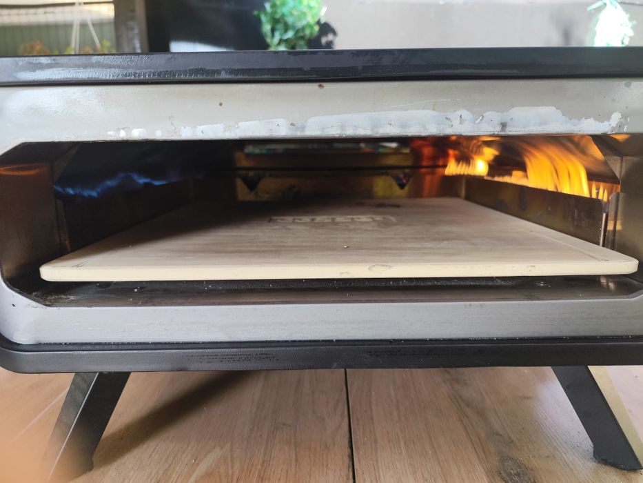 Cuptor pizza pe gaz marime XXL