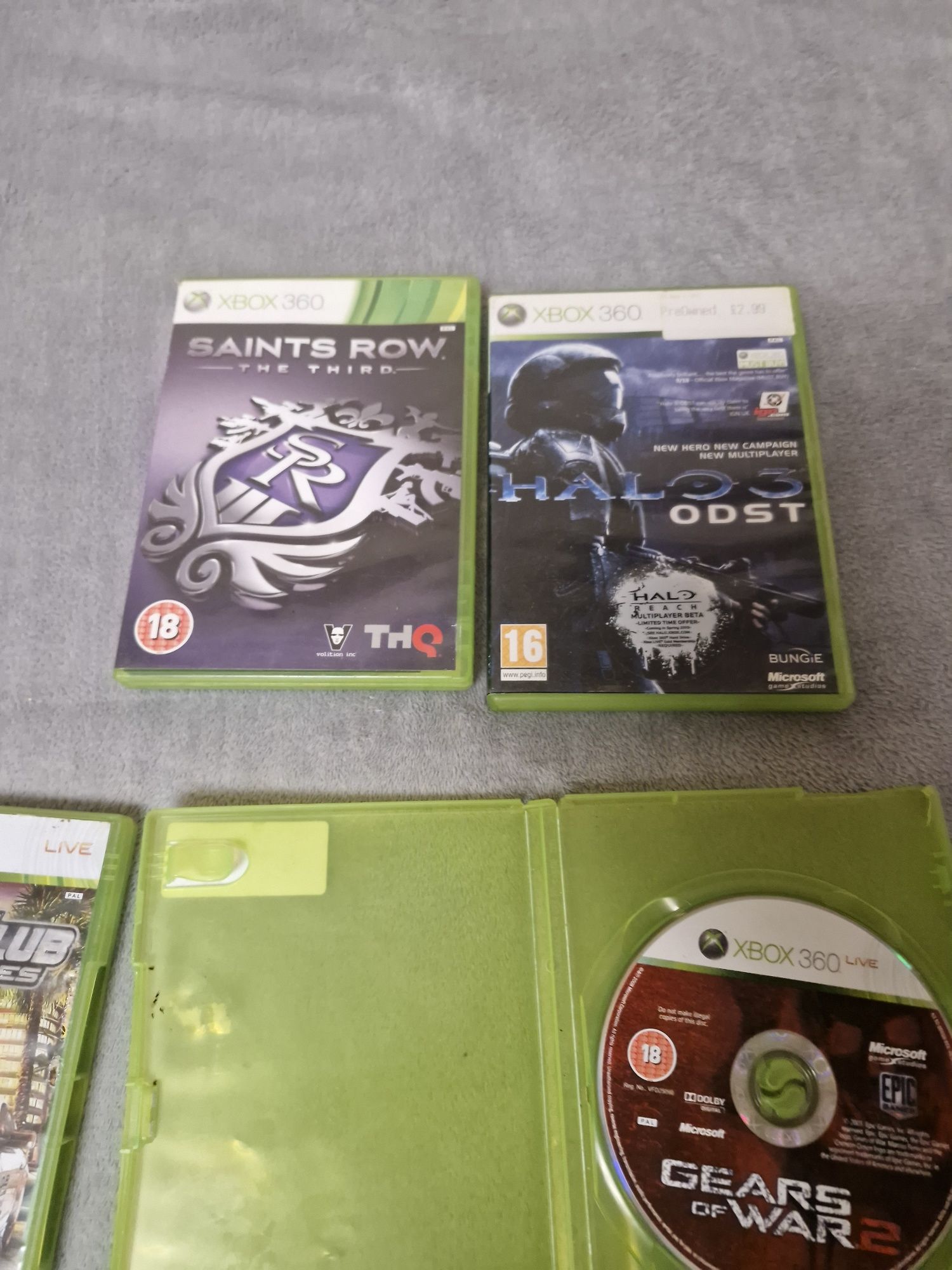 Vând site-uri jocuri ps 4 și xbox360