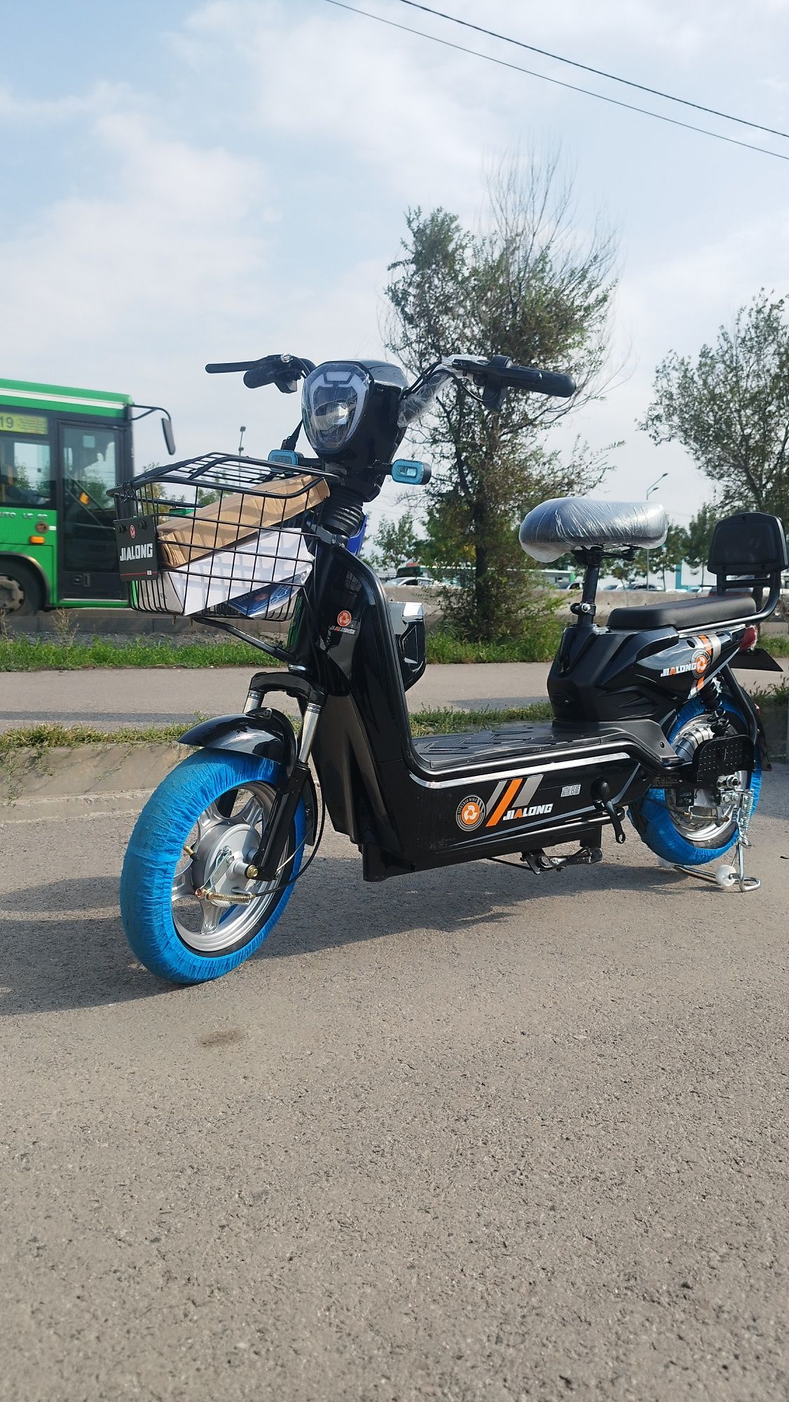 Электроскутеры купить Мопеды самокаты новая мото  жиалонг скутер