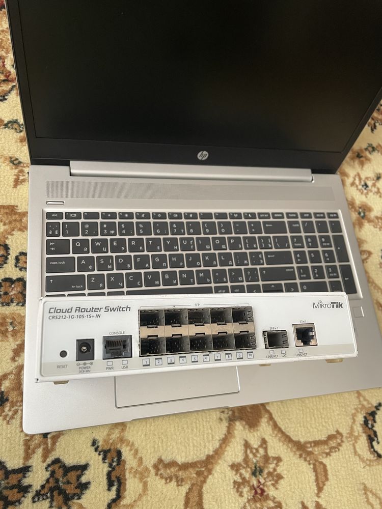 Mikrotik CRS212 продается