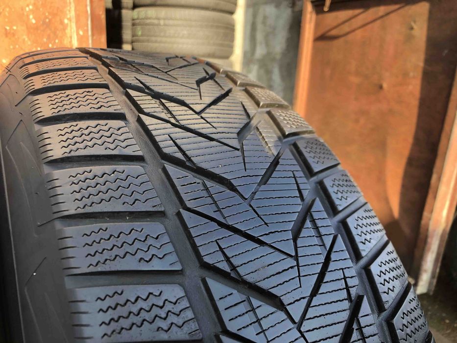 SET 2 Anvelope Iarna 235/55 R19 VREDESTEIN WINTRAC XTREME S 105V