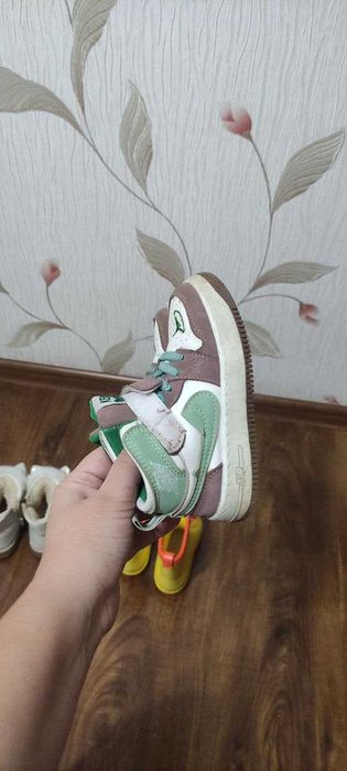 Кросовки для девочки на 2-3 года на зиму,2-3 yoshli qizlar krosovkalar
