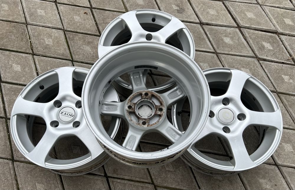 Jante 4x114,3 R15 Dotz