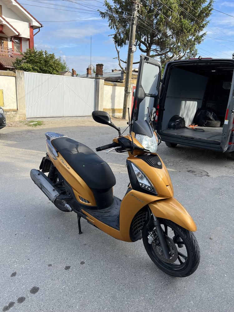 Kymco People GTI