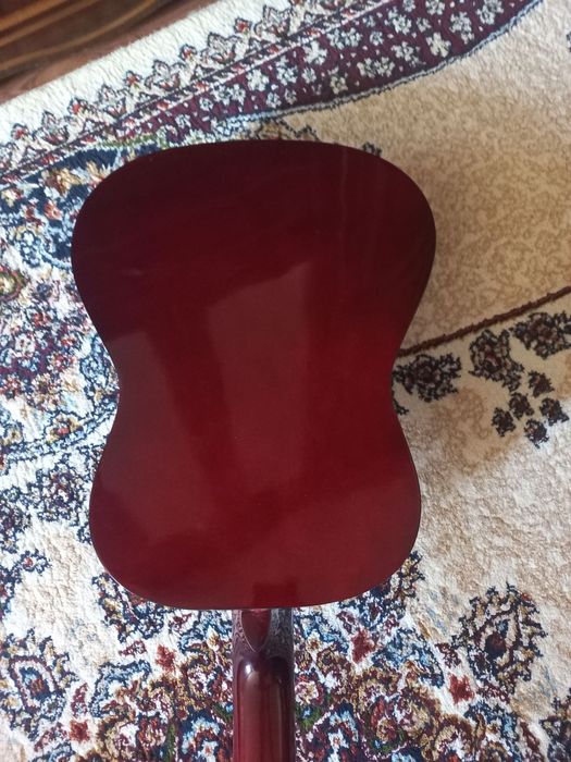 Gitara Klassik sotiladi