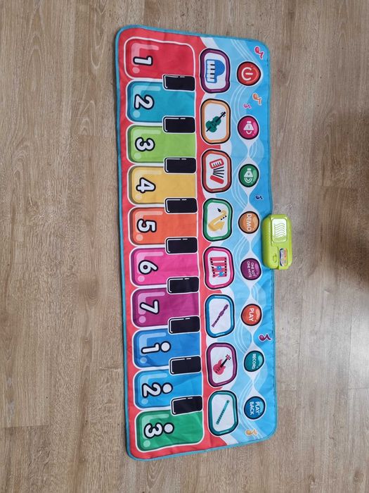 Covoras muzical pian