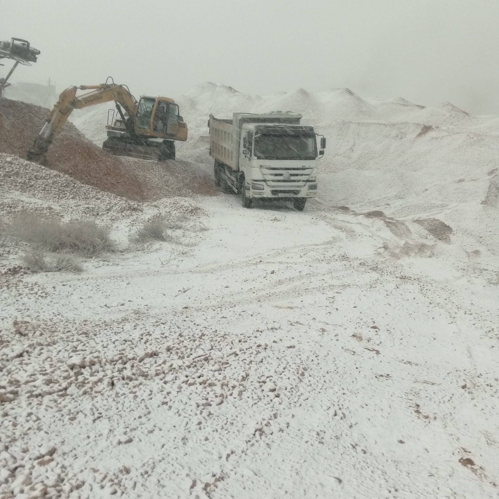 Sifatli shlakablok mahsuloti razmer 17/35 narxi 2500 som fargona