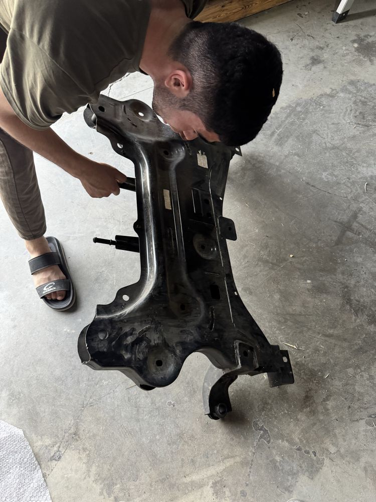 Jetour X70 plus X70 restayling X90 plus oldi orqa balka shiviller