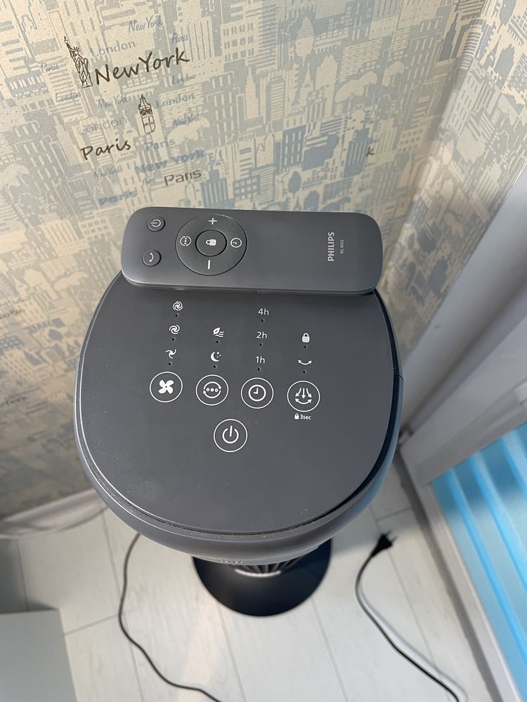 Неизползван вентилатор! В отлично състояние- Philips CX5535