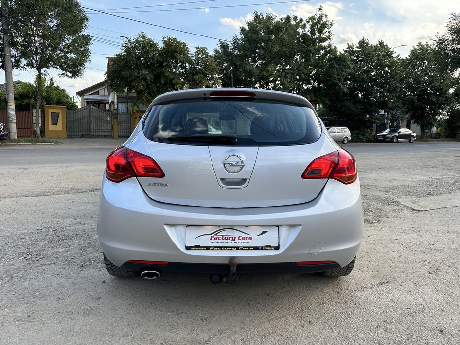 Opel Astra J An 2011 Motor 1.4 Benzina Navi Clima Pilot Import