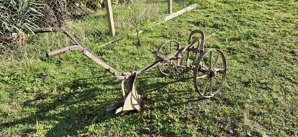 Стар немски плуг