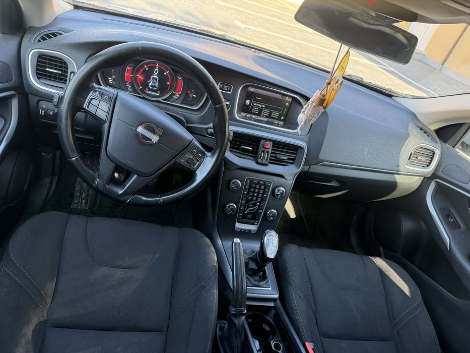 Volvo v40 1.6 diesel euro 5  2013