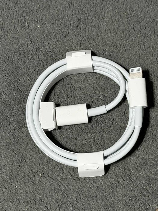 Кабел за Iphone оригинален