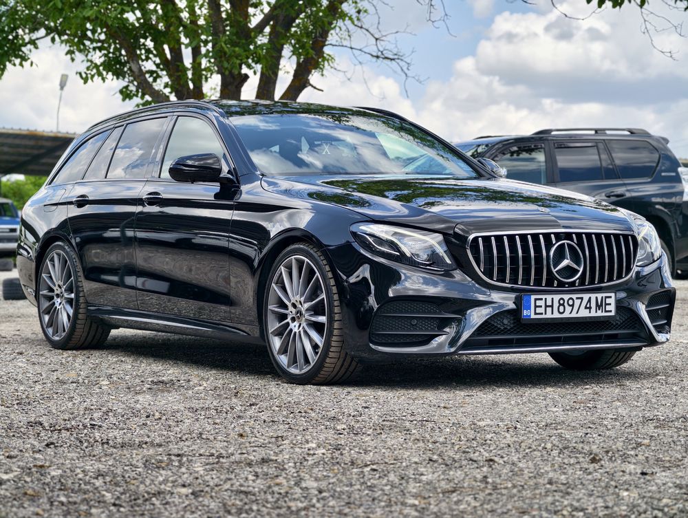 Mercedes E220 AMG/Premirum/Digital/