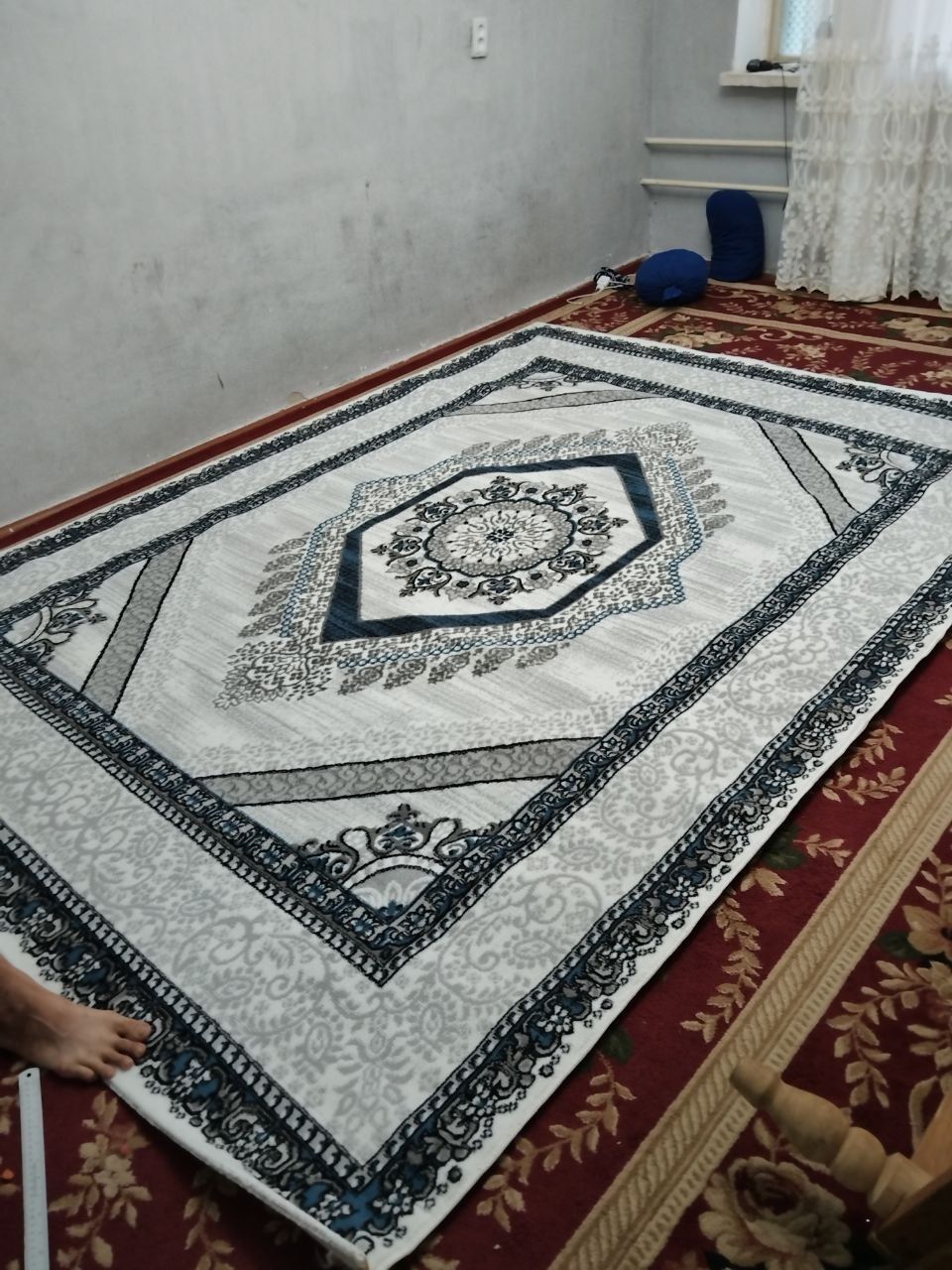 Gilem satiladi taza