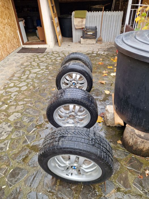 Roti bmw cu cauciucuri de iarna